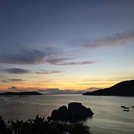 The Coral Homestay & Pub Tân Hiệ Екстериор снимка