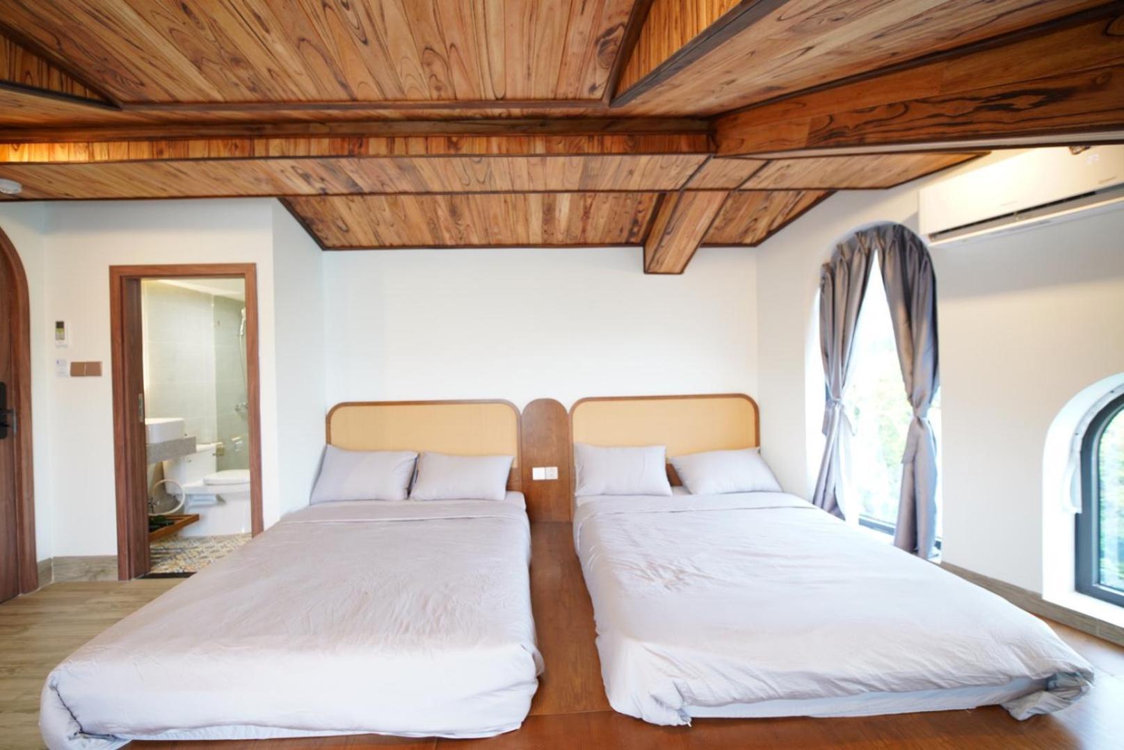 The Coral Homestay & Pub Tân Hiệ Екстериор снимка