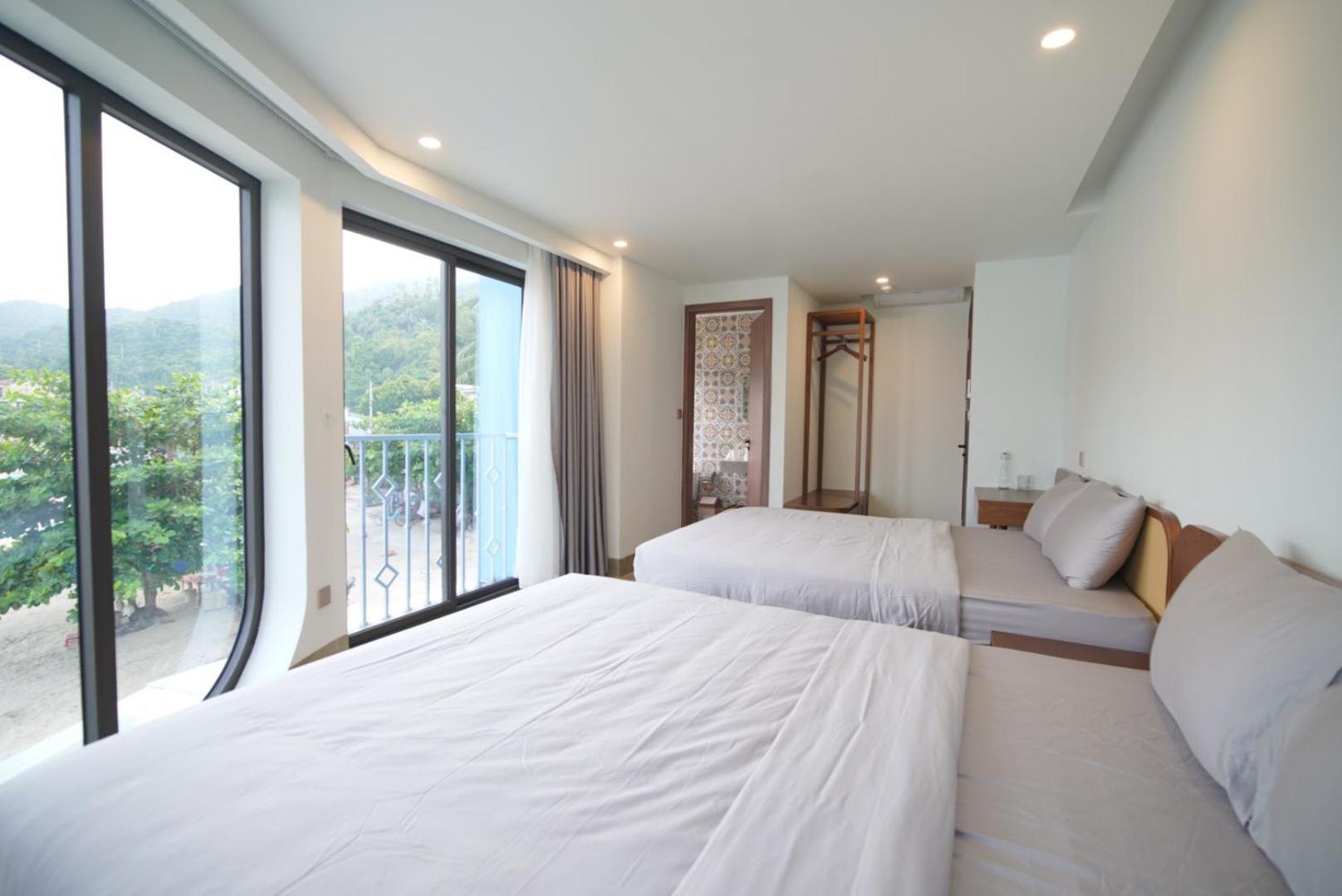 The Coral Homestay & Pub Tân Hiệ Екстериор снимка