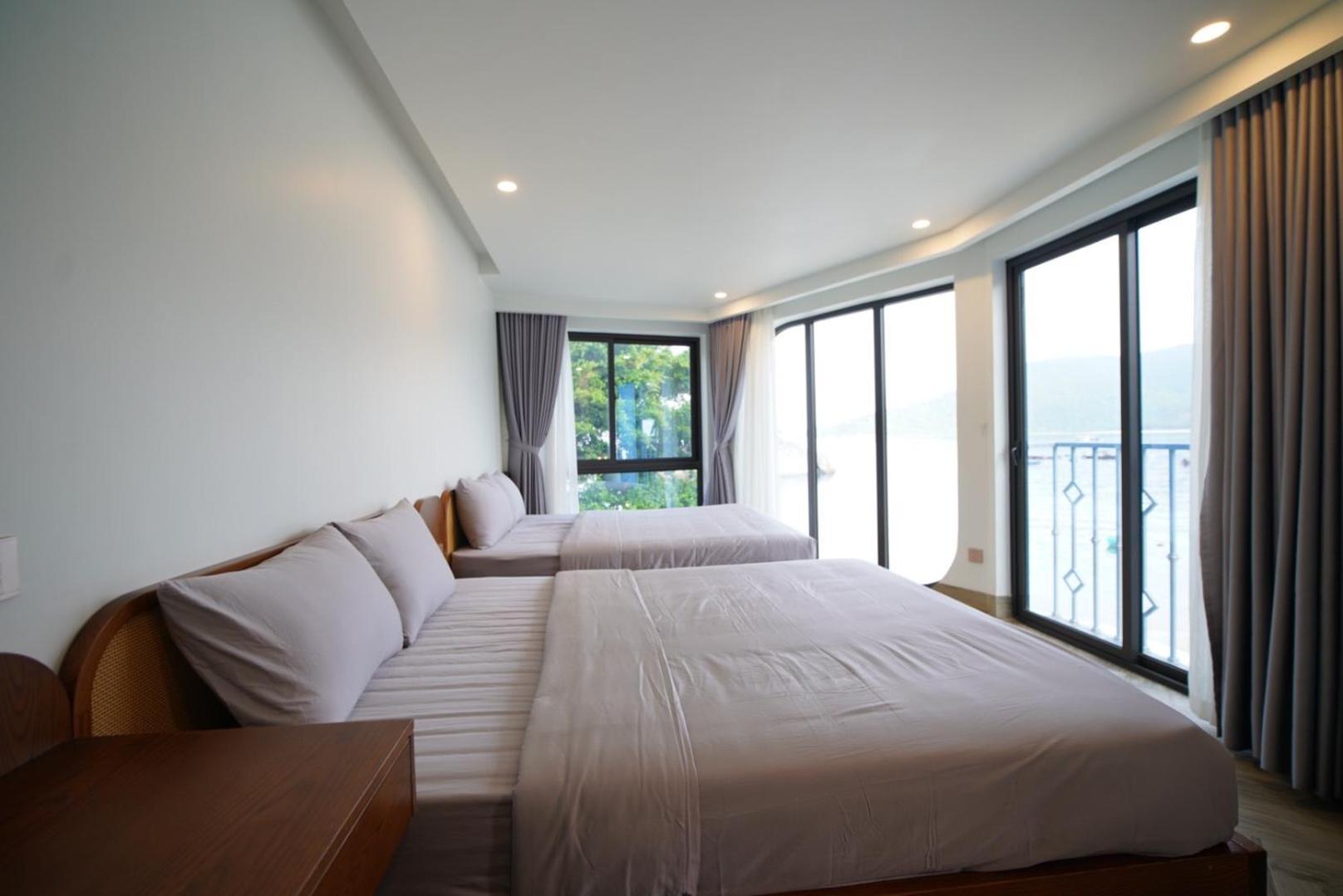 The Coral Homestay & Pub Tân Hiệ Екстериор снимка