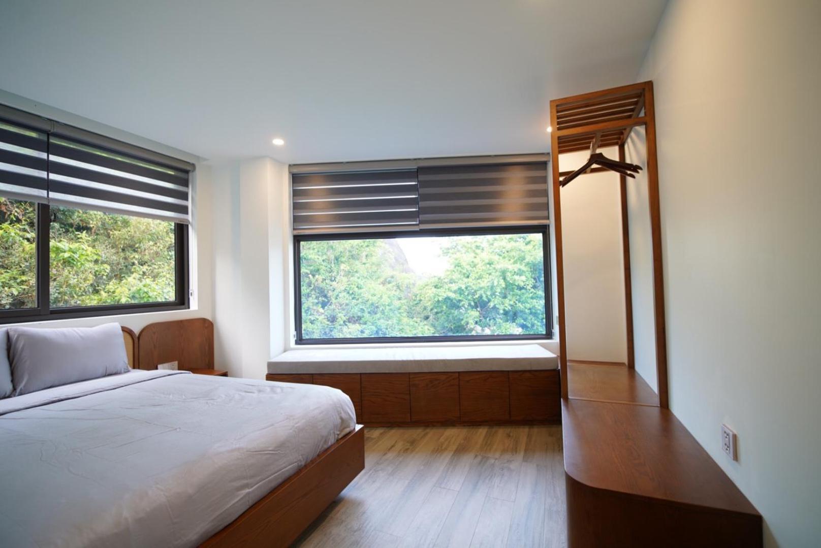 The Coral Homestay & Pub Tân Hiệ Екстериор снимка