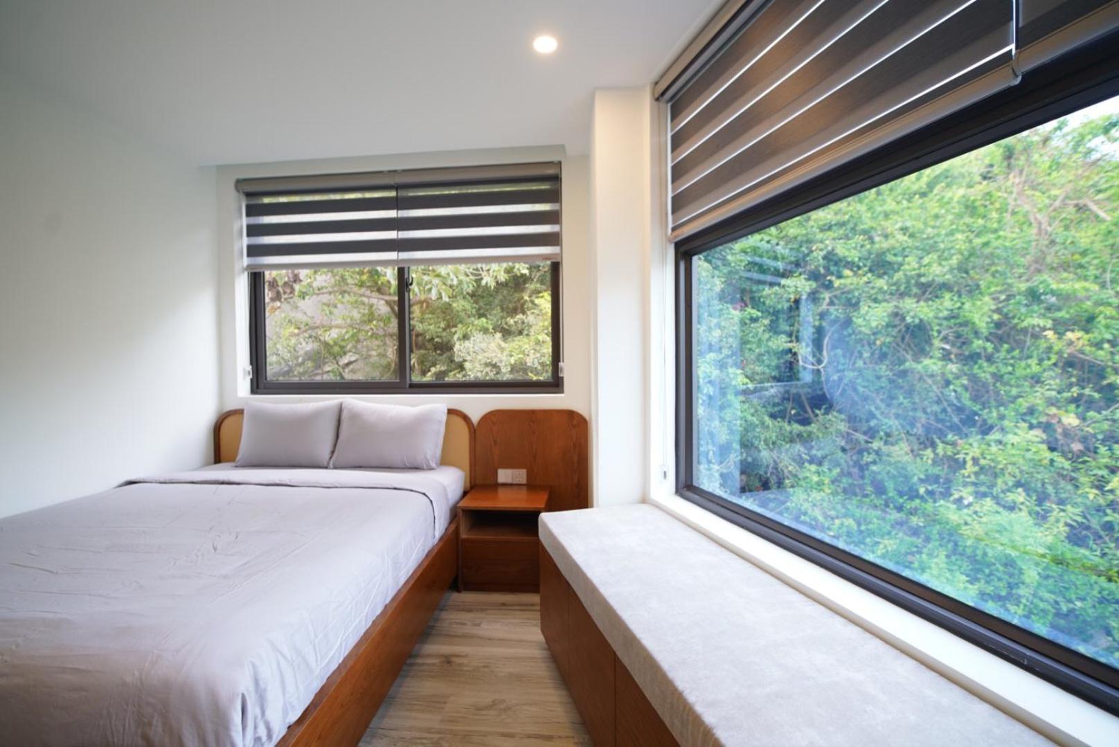 The Coral Homestay & Pub Tân Hiệ Екстериор снимка